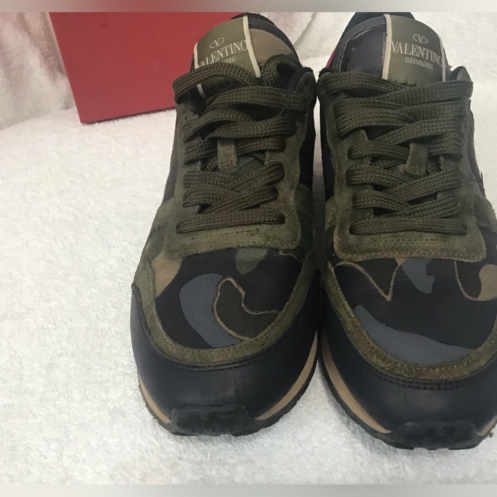 Valentino Camouflage Rockrunner Sneakers - Picture 5 of 10